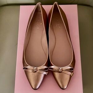 ⭐️ Moving Sale ⭐️ $20 & under ⭐️ Kate Spade Rose Gold Pointed Toe Flats